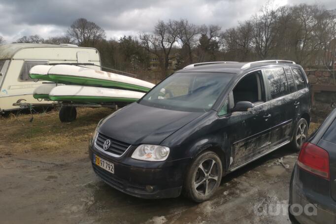 Volkswagen Touran 1 generation Minivan