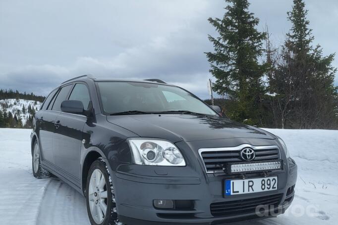 Toyota Avensis 2 generation wagon