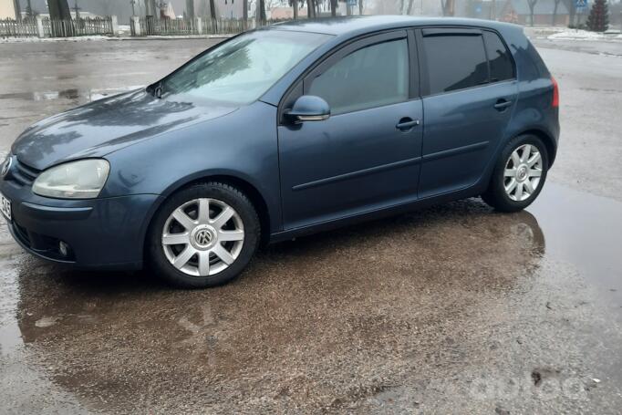 Volkswagen Golf 5 generation Hatchback 5-doors