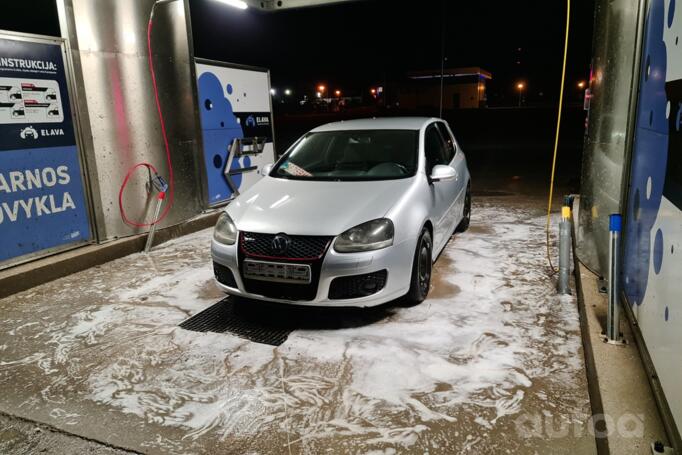 Volkswagen Golf GTI 5 generation