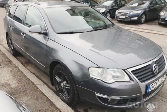 Volkswagen Passat B6 wagon 5-doors