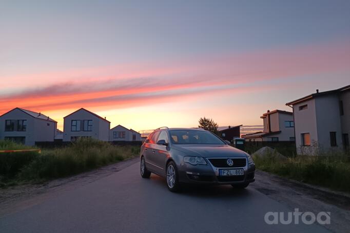 Volkswagen Passat B6 wagon 5-doors