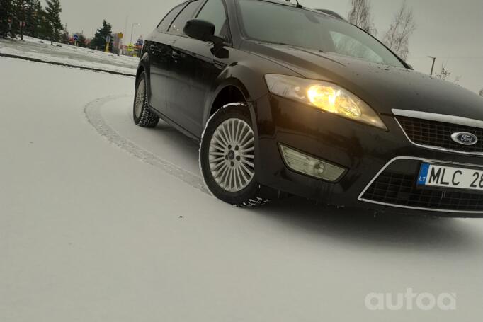 Ford Mondeo 4 generation wagon
