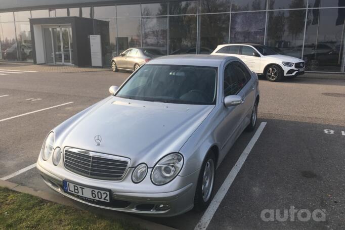 Mercedes-Benz E-Class W211 Sedan
