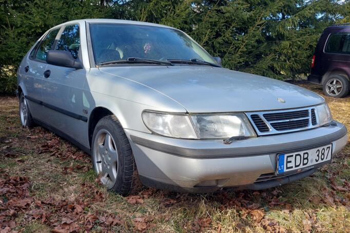 Saab 900 2 generation Hatchback