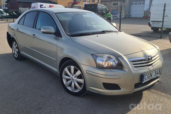 Toyota Avensis 2 generation Sedan