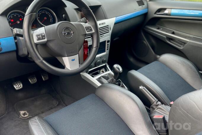 Opel Astra OPC H