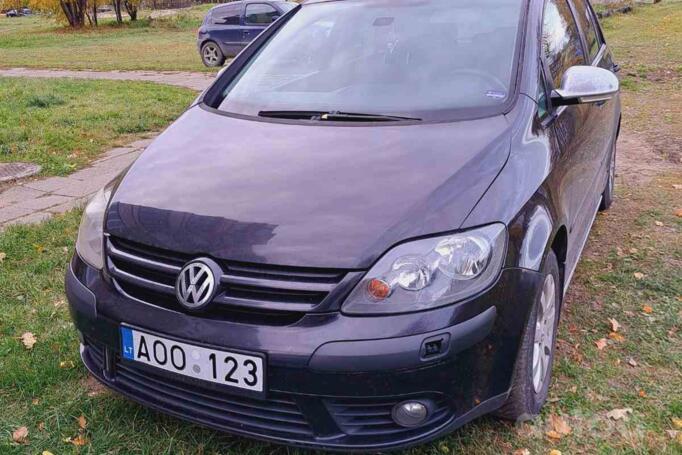 Volkswagen Golf Plus 1 generation