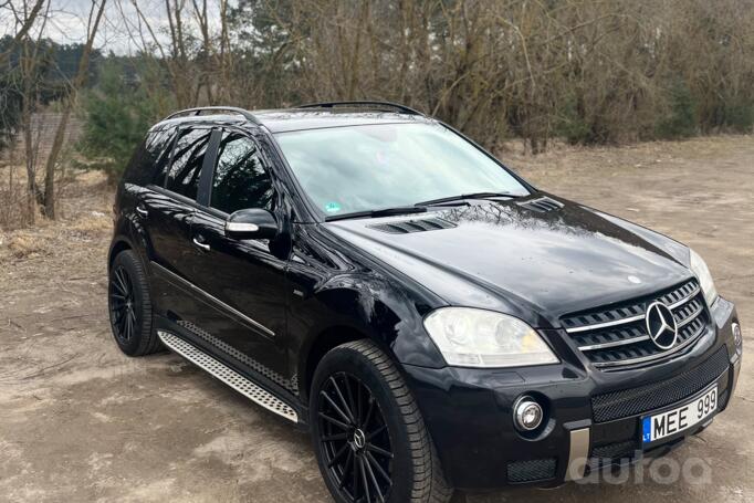 Mercedes-Benz M-Class W164 Crossover 5-doors
