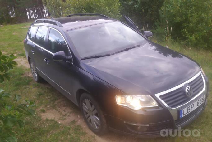 Volkswagen Passat B6 wagon 5-doors