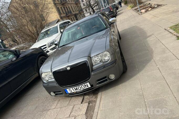 Chrysler 300C 1 generation wagon
