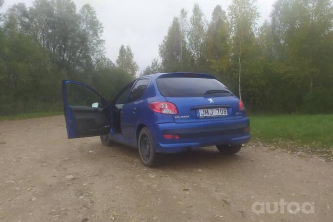 Peugeot 206 2 generation Hatchback 5-doors