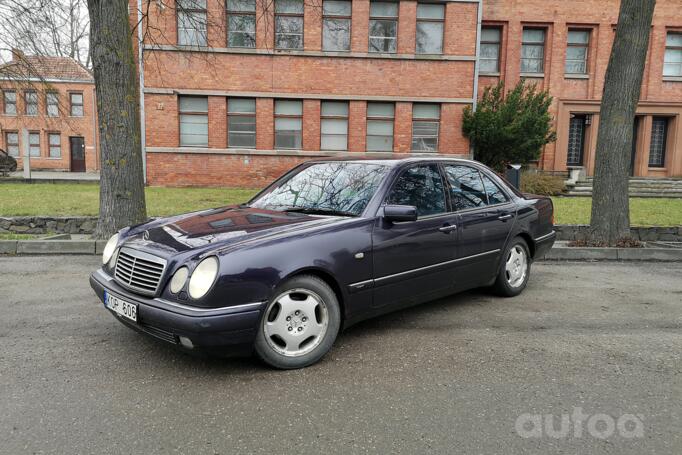Mercedes-Benz E-Class W210/S210 Sedan 4-doors