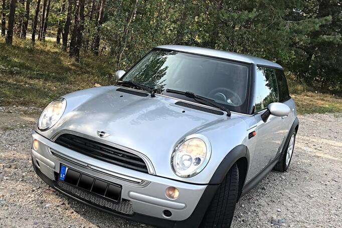 Mini One R50 Hatchback