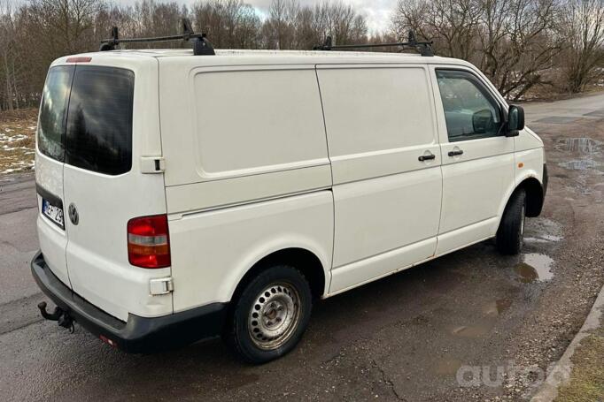 Volkswagen Transporter T5 Minivan 4-doors