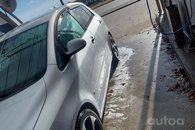 Volkswagen Golf Plus 1 generation