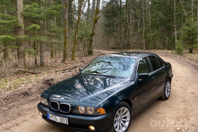 BMW 5 Series E39 Sedan 4-doors