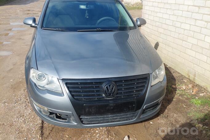 Volkswagen Passat B6 Sedan 4-doors