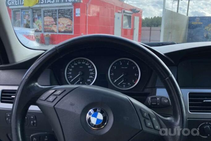 BMW 5 Series E60/E61 Touring wagon