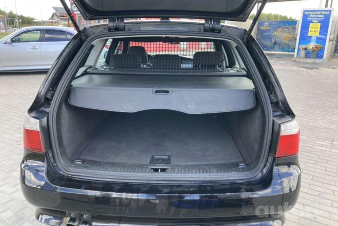 BMW 5 Series E60/E61 Touring wagon