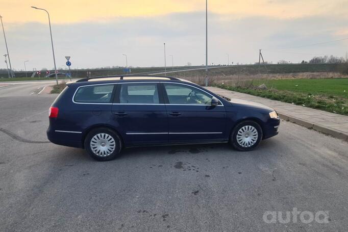 Volkswagen Passat B6 wagon 5-doors