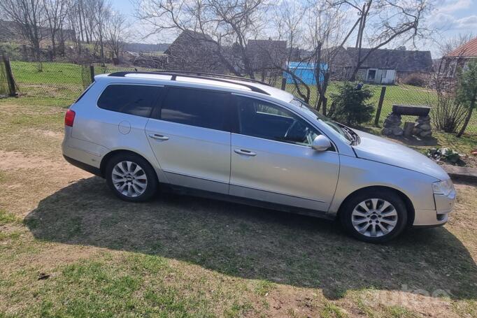 Volkswagen Passat B6 wagon 5-doors