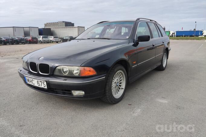BMW 5 Series E39 Touring wagon