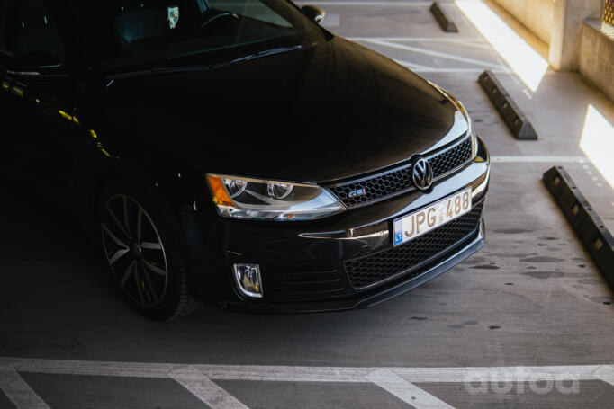 Volkswagen Jetta 6 generation Sedan