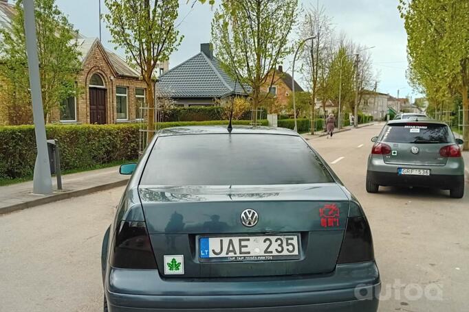 Volkswagen Bora 1 generation Sedan