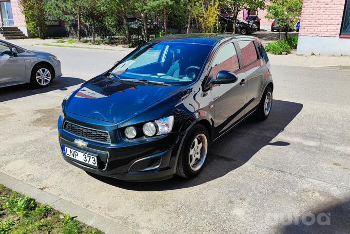 Chevrolet Aveo T300 Hatchback