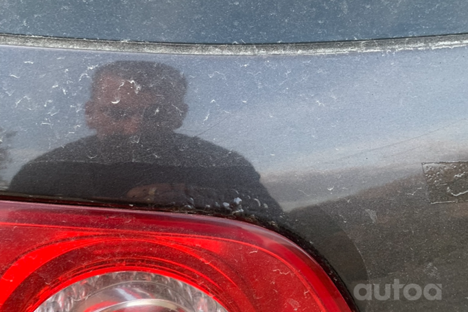 Volkswagen Passat B6 wagon 5-doors