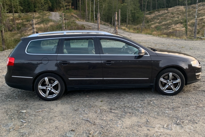 Volkswagen Passat B6 wagon 5-doors