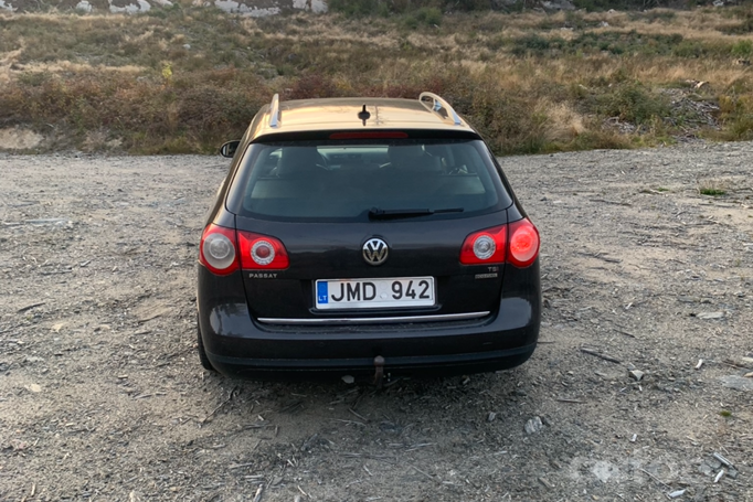 Volkswagen Passat B6 wagon 5-doors