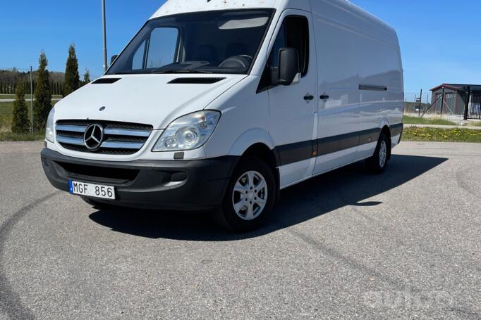 Mercedes-Benz Sprinter Second generation