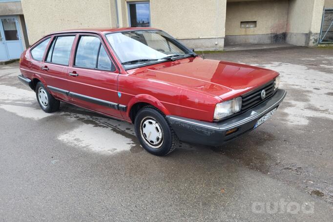 Volkswagen Passat B2 Sedan 4-doors