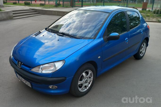 Peugeot 206 1 generation [restyling] Hatchback 5-doors