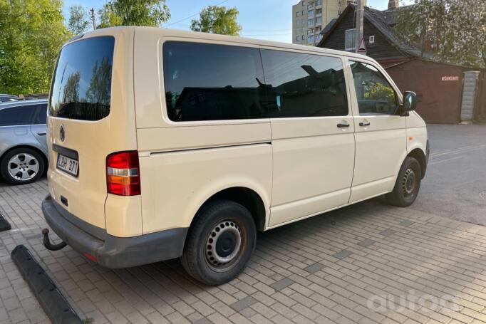 Volkswagen Transporter T5 Minivan 4-doors