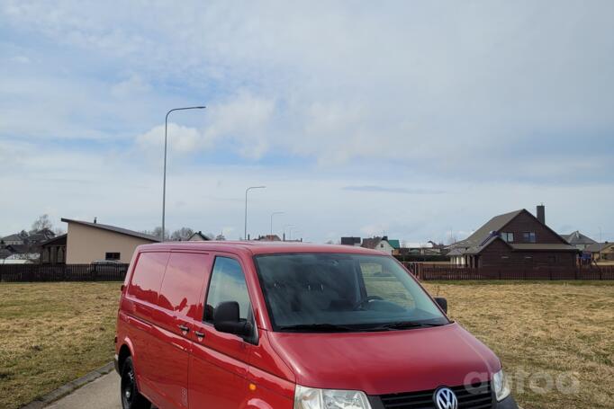 Volkswagen Transporter T5 Minivan 4-doors