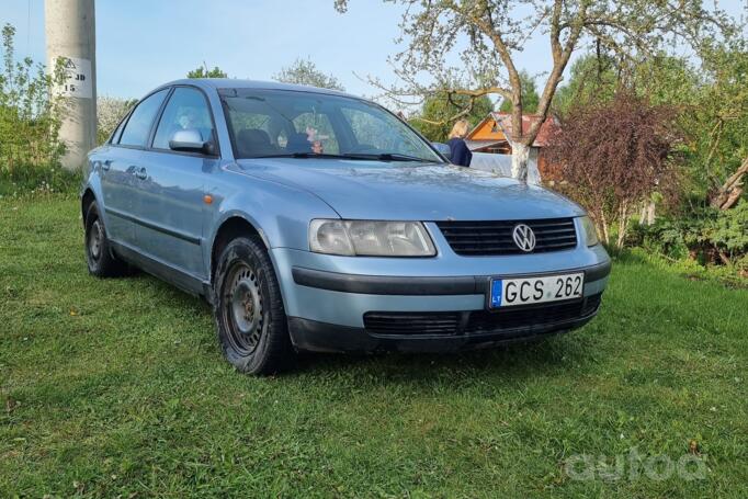 Volkswagen Passat B5 Sedan 4-doors