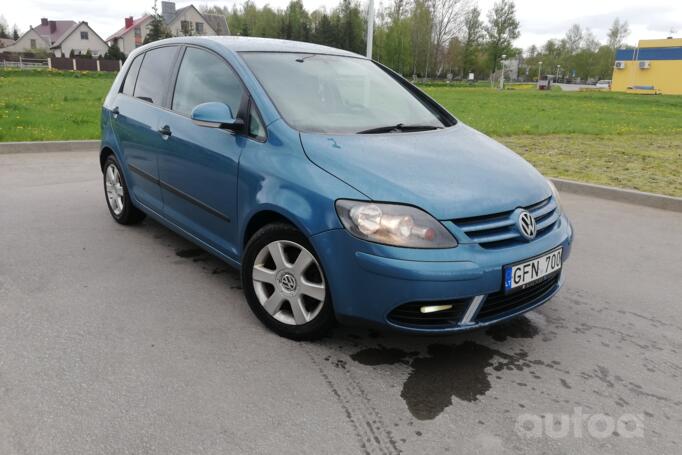 Volkswagen Golf Plus 1 generation
