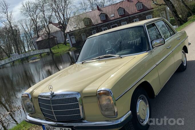 Mercedes-Benz W114 1 generation