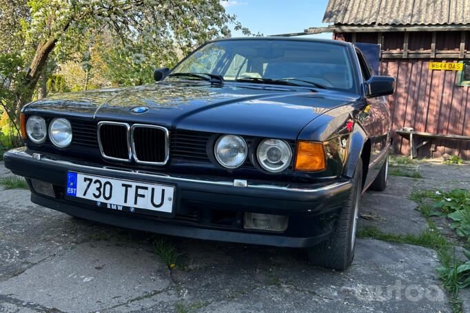 BMW 7 Series E32 Sedan