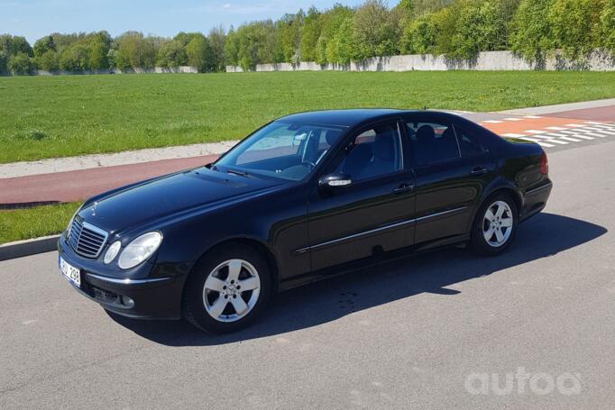 Mercedes-Benz E-Class W211 Sedan