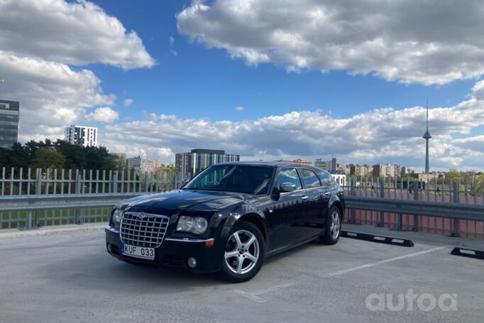 Chrysler 300C 1 generation wagon