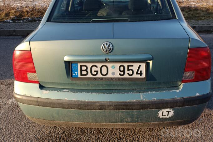 Volkswagen Passat B5 Sedan 4-doors