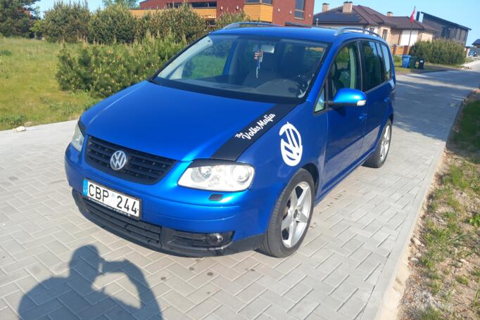 Volkswagen Touran 1 generation Minivan