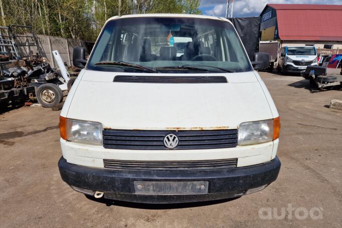 Volkswagen Transporter T4 Minivan 4-doors
