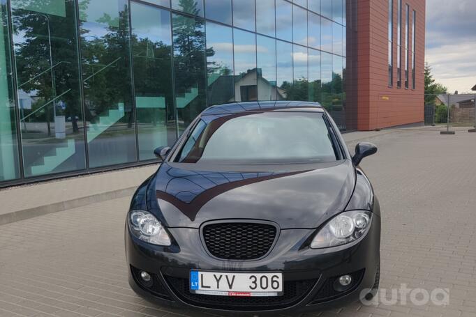 SEAT Leon 2 generation Hatchback 5-doors