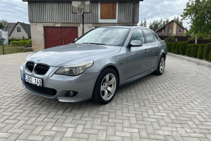 BMW 5 Series E60/E61 Sedan