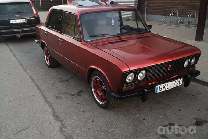 LADA (VAZ) 2103